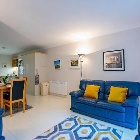 公寓 225 - The Carrowmore At The Harbour Mills By Shortstays! *