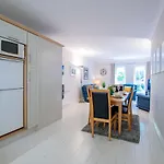 225 - The Carrowmore At The Harbour Mills By Shortstays! * Westport