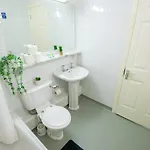 225 - The Carrowmore At The Harbour Mills By Shortstays! * Westport